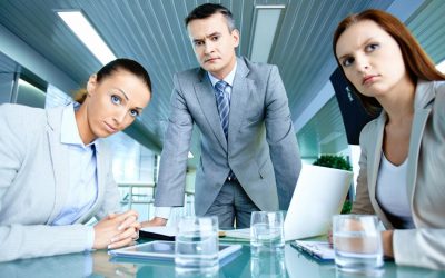 Warum dein Team nicht tut, was du sagst – 5 Formulierungen, die dich als Führungskraft unklar machen